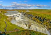 Icelandic the grandest chute, it is the popular tourist attraction on the island, but however ever b
