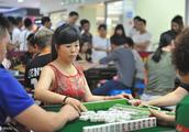 Hunan aunt is hit. Mahjong always wins, divulge "