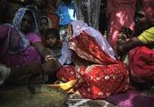 Attack Indian deformation marriage continuously, the bridegroom bride of child marriage fears helple