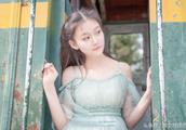 Li Yiqi of Dong Hua entrant, this is everybody the appearance of the first love in the heart