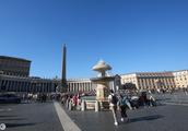 The smallest country on the world -- Vatican, area 44 hectare, population makes an appointment with