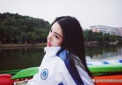 Guangzhou university officer is beautiful, yan Zhi explodes the watch is temperamental and superexce