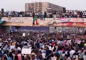 Sudan military coup d'etat: Domestic economy already be defeated, army surrounded presidential gove