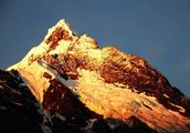 This hill altitude is not worth Yunnan 6000 meters, however up to now nobody can ascend a top, say t