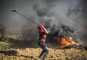 The Palestinian meets with again in Gaza Strip demonstrate with army shoot send 2 dead 62 injuries
