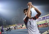 Love women football! Frost of king of field fan hu