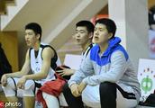 Wang Zhi mosts the son plays countrywide U15 league matches, height already amounted to 2 meters, bu