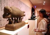 Inchoate and Buddhist cultural relic exhibits holding of nature science of the Gansu Province appear