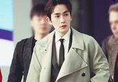 Zhu Yilong Basel pursues this group absolutely, business suit, dust coat is very handsome! Strong pr