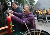 Nanjing massacre survival holds domestic hold a memorial ceremony for to accuse an activity