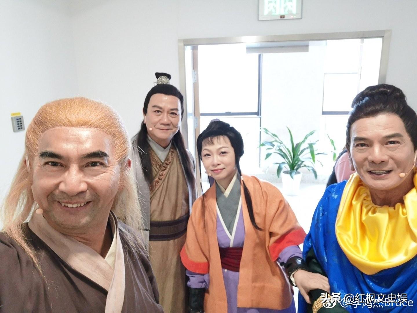 近日,1997版《天龙八部》剧组扮成剧中 - 今日