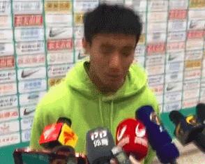 【韦世豪二次采访道歉】 赛后,在球员通道 - 今