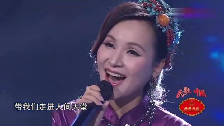 蒋大为徒弟央金演唱天路唱功独具一格有前途