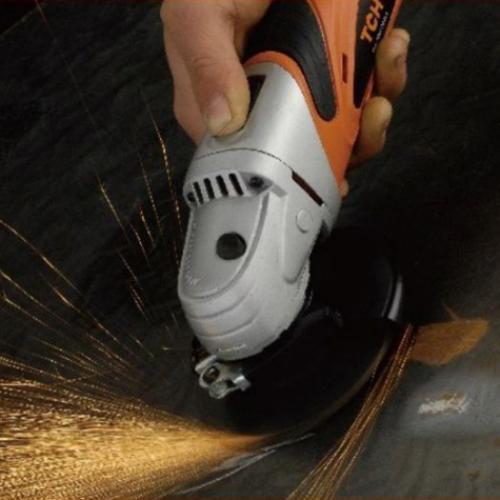 比电锯厉害千倍"削铁如泥锯"问世,割玻璃犹如切面皮,便宜好用