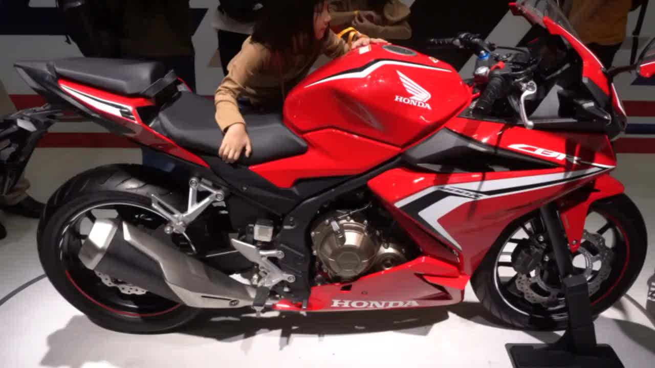 款本田cbr400r 懂车帝