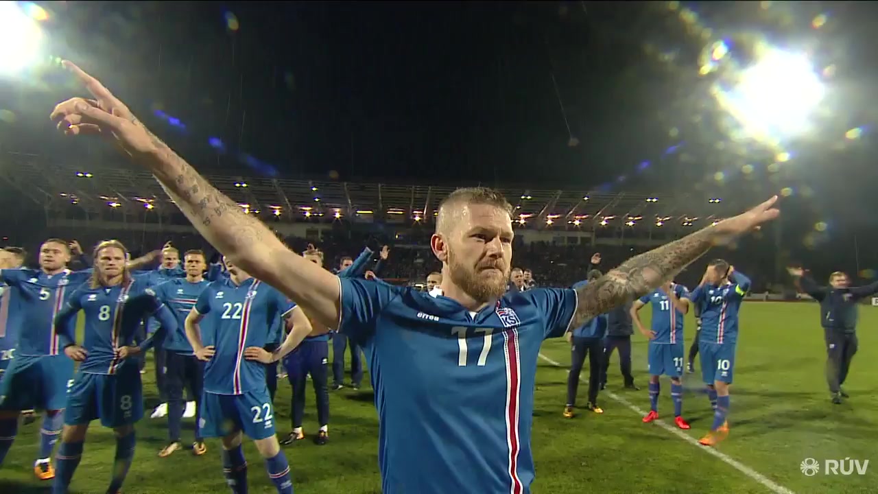 神话继续冰岛进世界杯创历史球员再现维京战吼球迷玩嗨了