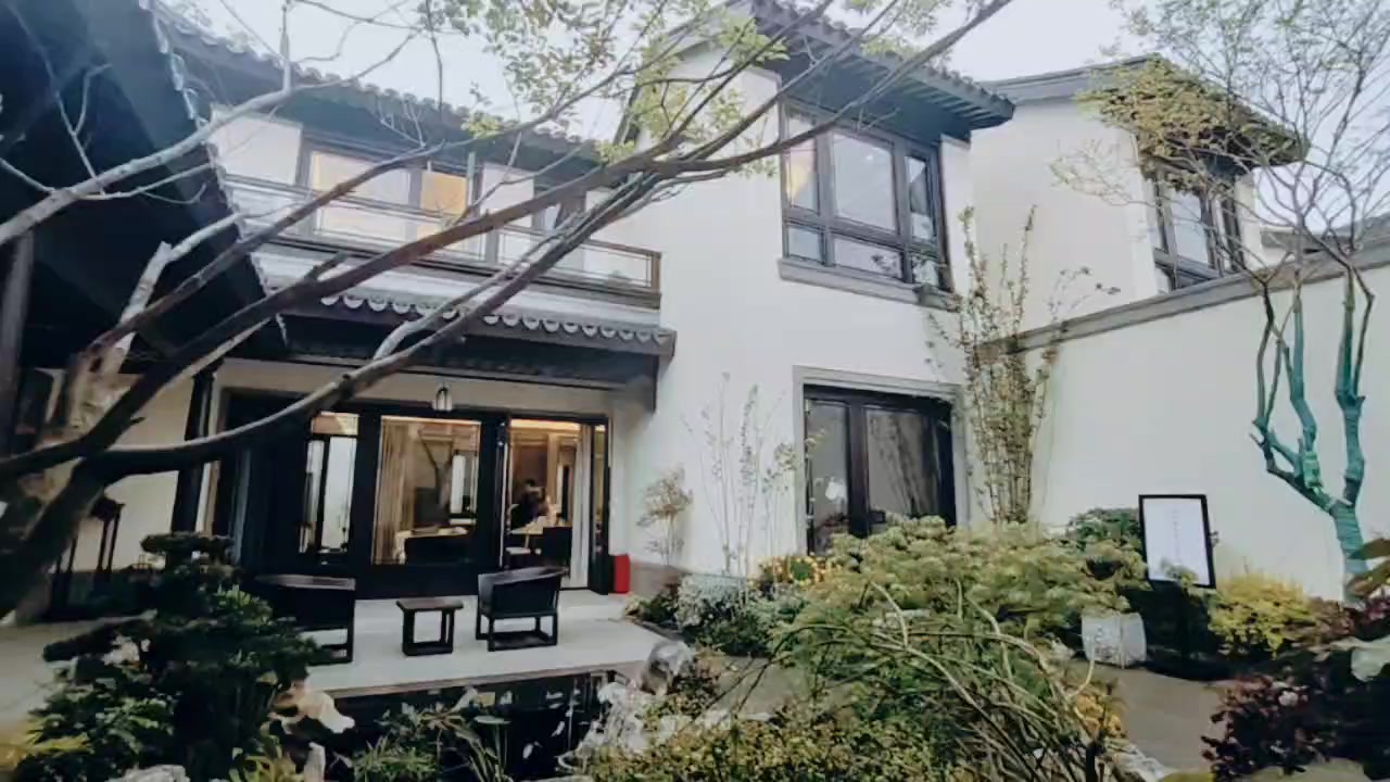 超级喜爱的中式小院青瓦白墙小桥流水人家庭院度假