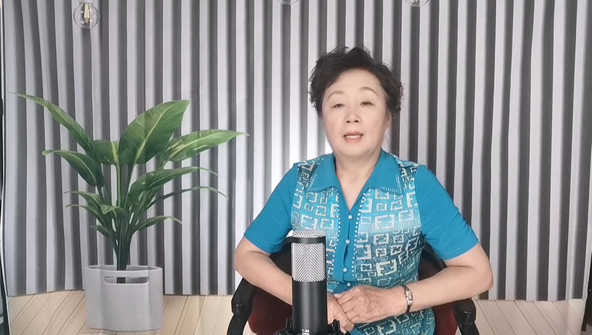 山西电视台原主持人李忠莲教你做自媒体提高语言表达能力方法