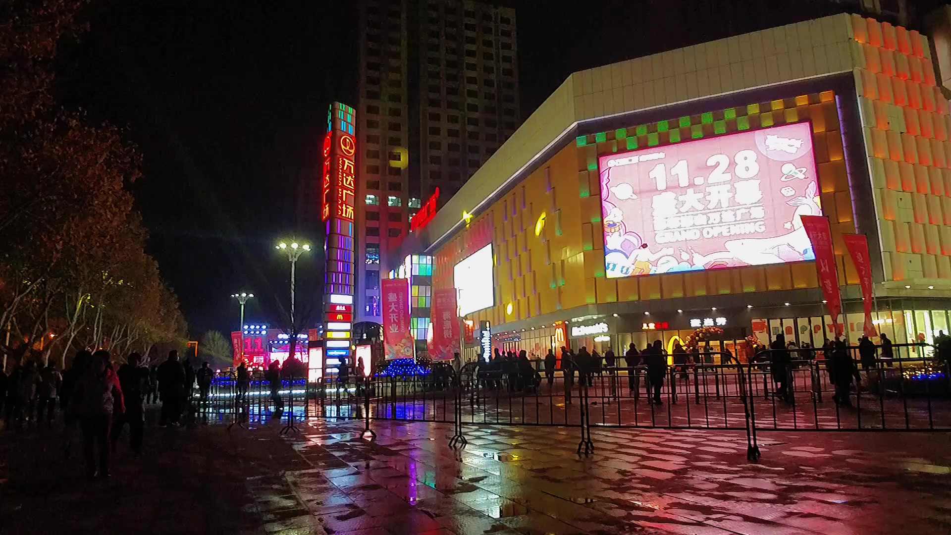 备受瞩目的邯山万达广场明日开业来看看里面究竟是啥样明天见