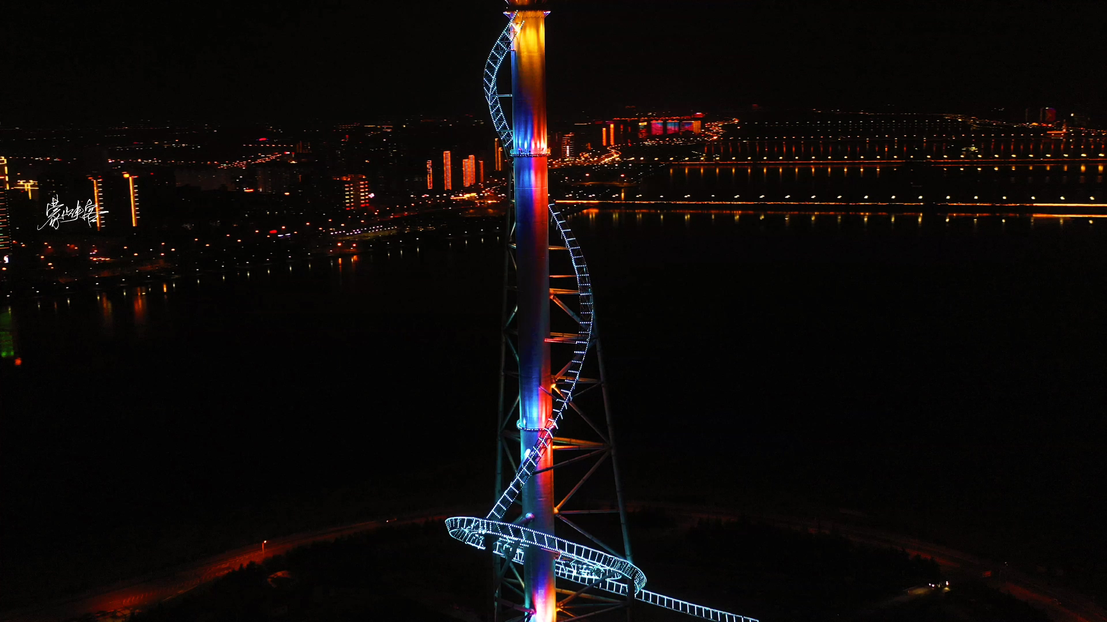 临沂广播电视塔被誉为上海东方明珠临沂分珠太美了中国第九