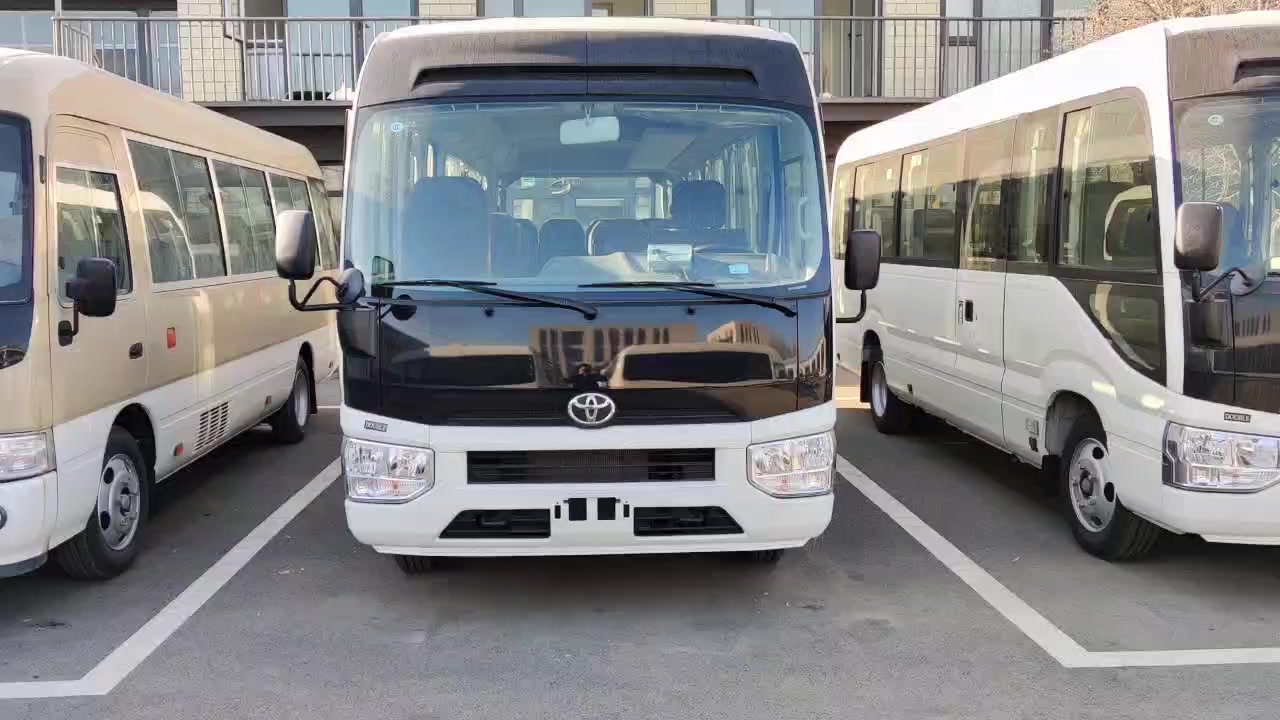 原装进口丰田考斯特国内仅有的两台全国统一价98万5