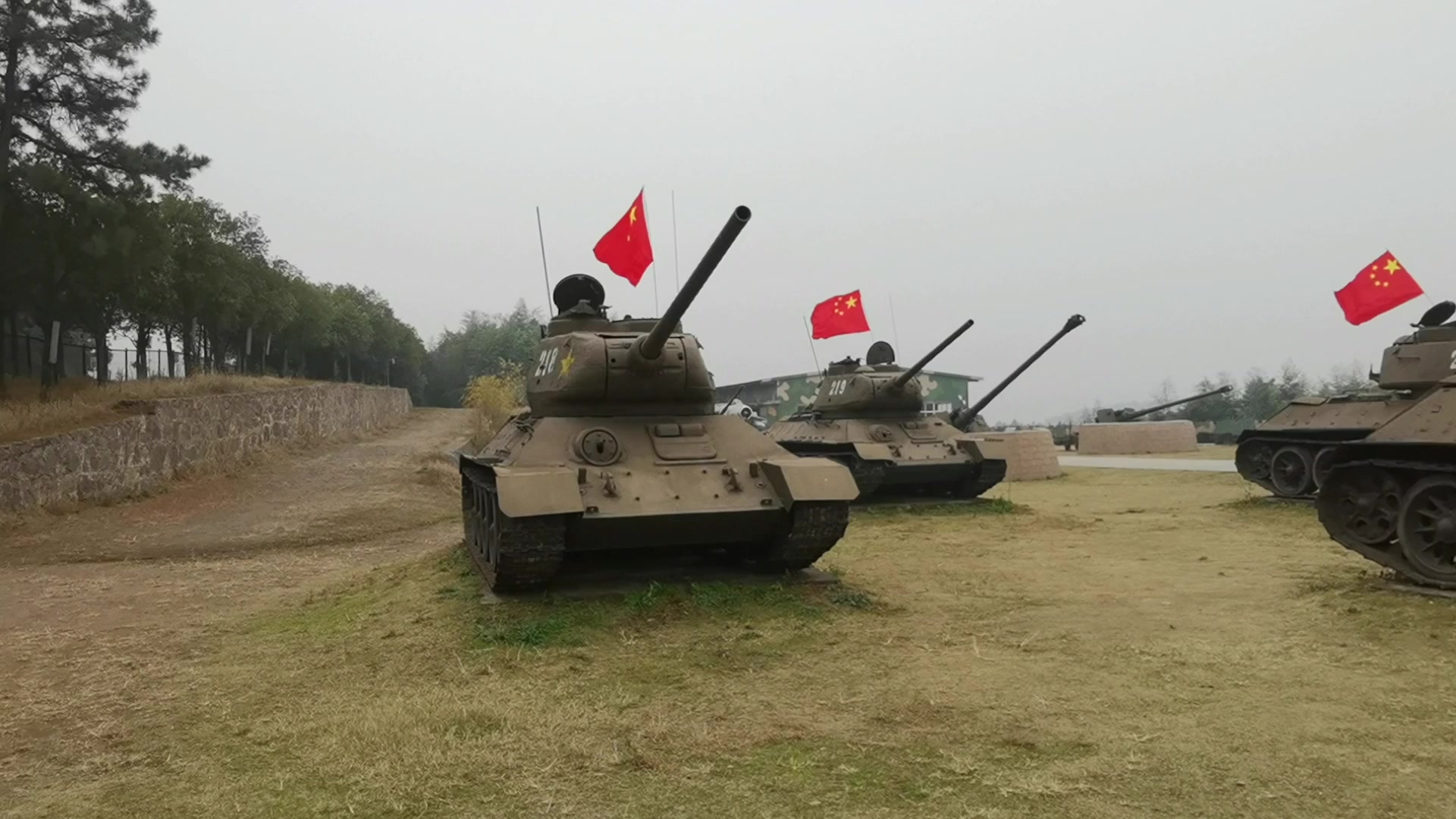 国家公祭日参观大金山国防园再次接受爱国主义教育