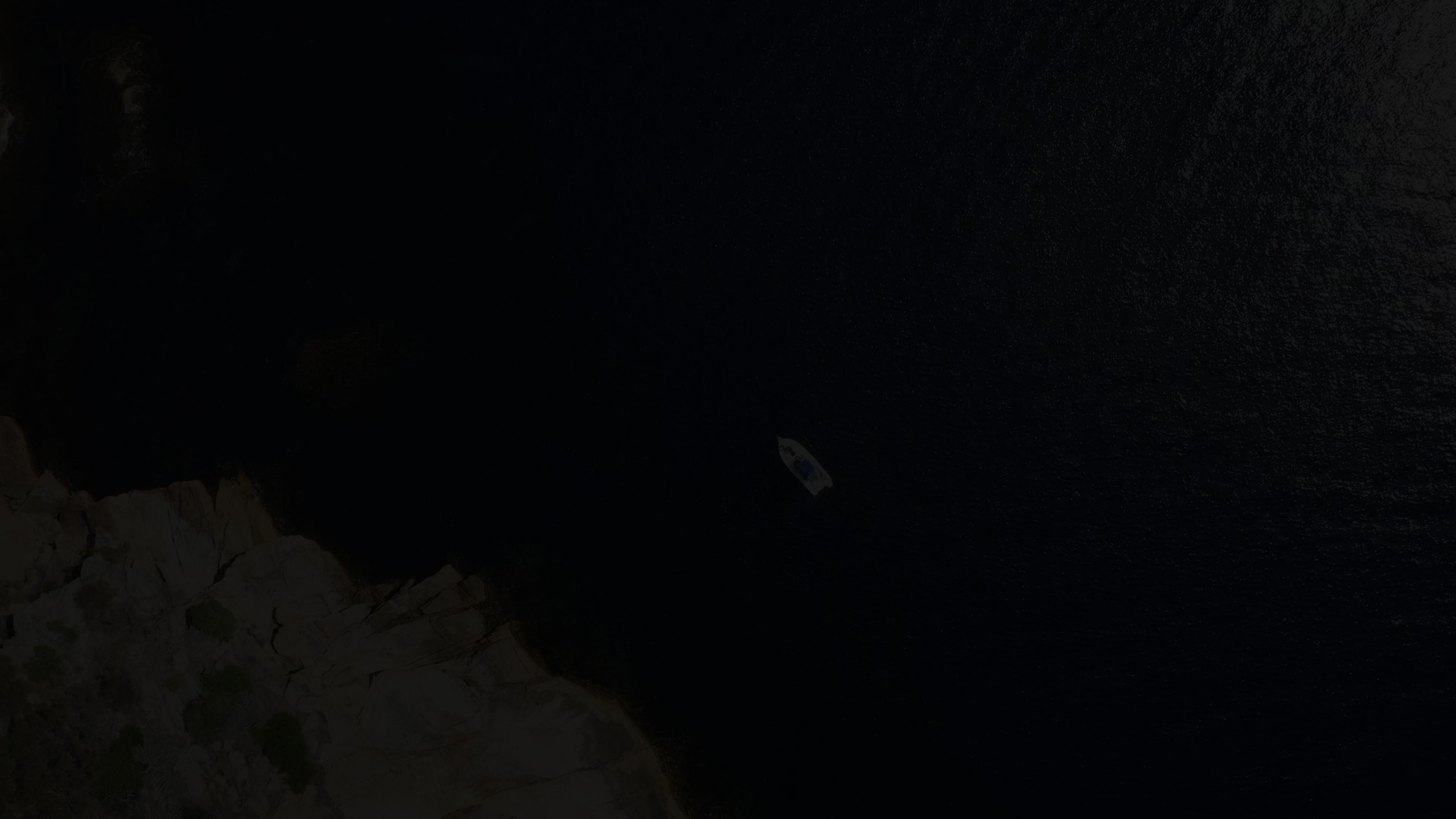 横屏观看美轮美奂的4k超高清探秘荒野求生似的钓场环境