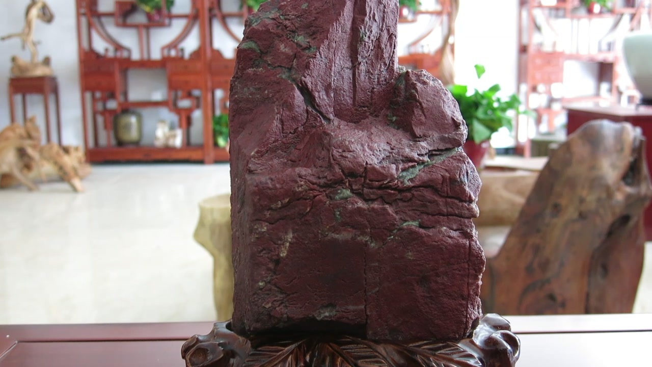 秦岭印象鸡血石原石大摆件