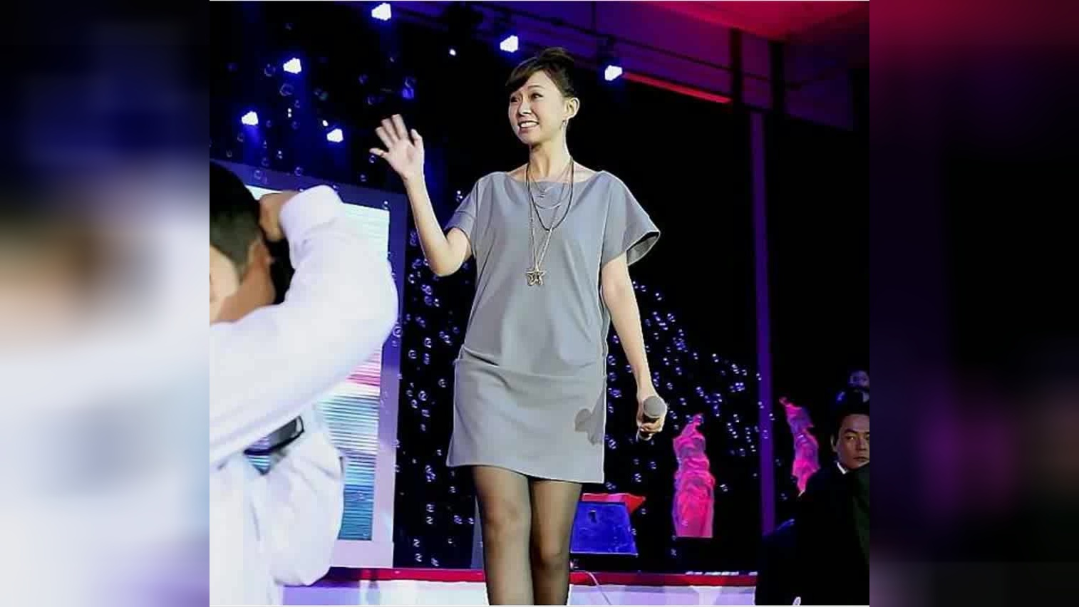 卓依婷一首经典闽南语歌曲金包银听了一遍又一遍太好听了