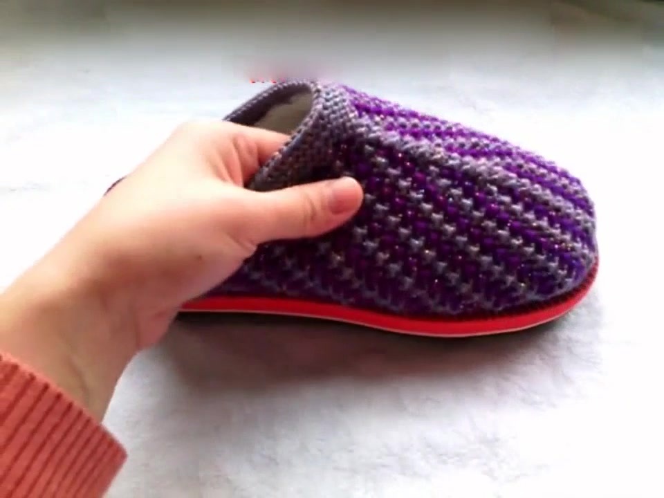 毛线编织双色无后跟凤尾花拖鞋小兔编织视频教程上集1