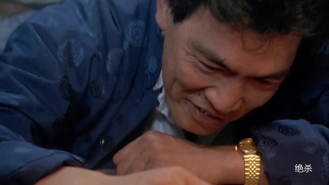 投降输一半创始人:大傻,大傻那挤眼的眼神贼可爱