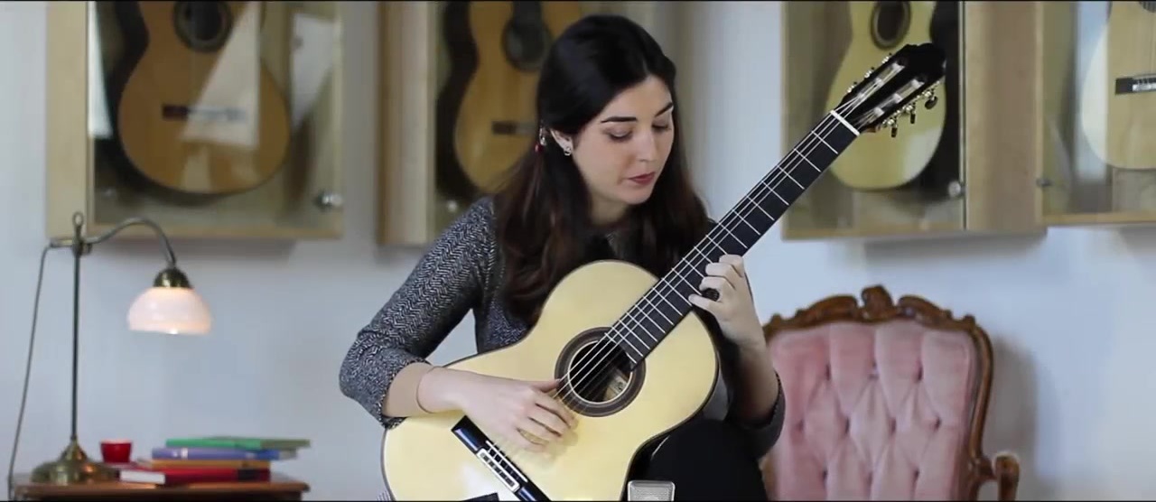 赏心悦目琴艺与美貌西班牙古典吉他美女andreagcaballero